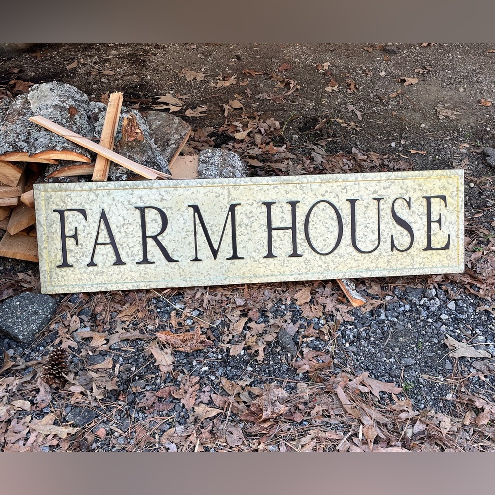 Metal farmhouse sign